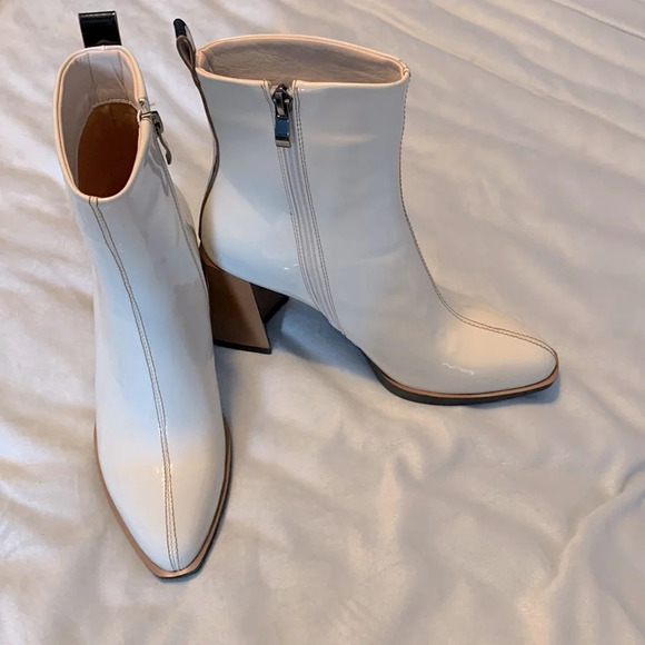 Azalea Wang size 7 ecru patent leather chunky brown heel boots disco side zip 7 - Picture 1 of 8
